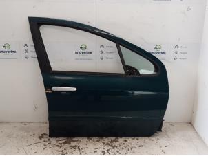 Used Front door 4-door, right Peugeot 307 SW (3H) 2.0 16V Price € 100,00 Margin scheme offered by Snuverink Autodemontage