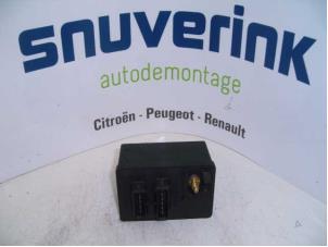 Used Glow plug relay Citroen C5 III Tourer (RW) 2.7 HDiF V6 24V Autom. Price on request offered by Snuverink Autodemontage