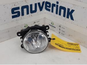 Used Fog light, front right Renault Twingo III (AH) 0.9 Energy TCE 90 12V Price € 20,00 Margin scheme offered by Snuverink Autodemontage