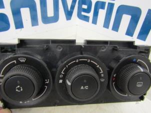 Używane Panel sterowania nagrzewnicy Peugeot 308 (4A/C) 1.6 VTI 16V Cena € 45,00 Procedura marży oferowane przez Snuverink Autodemontage