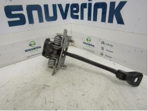 Used Rear door stop 4-door, right Peugeot 308 (4A/C) 1.6 VTI 16V Price € 20,00 Margin scheme offered by Snuverink Autodemontage