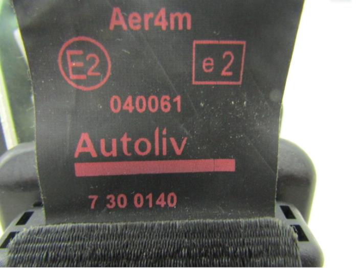 Rear seatbelt, left from a Peugeot 308 (4A/C) 1.6 VTI 16V 2007