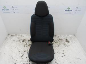 Used Seat, right Peugeot 107 1.0 12V Price € 75,00 Margin scheme offered by Snuverink Autodemontage