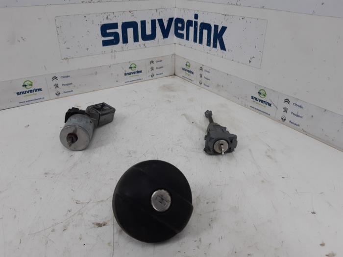 Hub lock – 4162NV