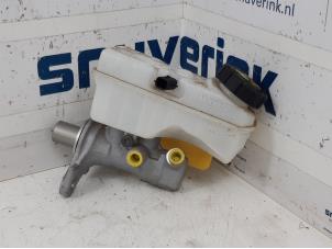 Usagé Cylindre de frein principal Renault Captur (2R) 1.2 TCE 16V EDC Prix € 30,00 Règlement à la marge proposé par Snuverink Autodemontage