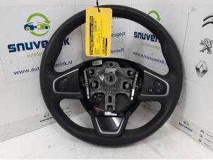 Używane Kierownica Renault Captur (2R) 1.2 TCE 16V EDC Cena € 74,98 Procedura marży oferowane przez Snuverink Autodemontage