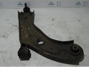 Used Front wishbone, right Peugeot 308 SW (L4/L9/LC/LJ/LR) 1.2 12V e-THP PureTech 110 Price € 40,00 Margin scheme offered by Snuverink Autodemontage