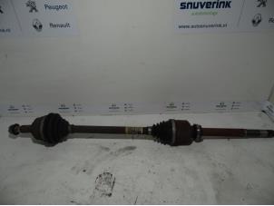 Used Front drive shaft, right Peugeot 308 SW (L4/L9/LC/LJ/LR) 1.2 12V e-THP PureTech 110 Price € 70,00 Margin scheme offered by Snuverink Autodemontage