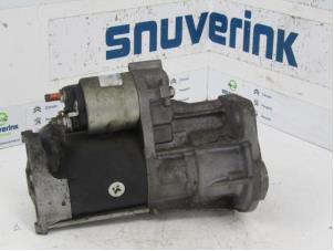 Used Starter Renault Master III (FD/HD) 3.0 dCi 16V 140 Price € 48,40 Inclusive VAT offered by Snuverink Autodemontage