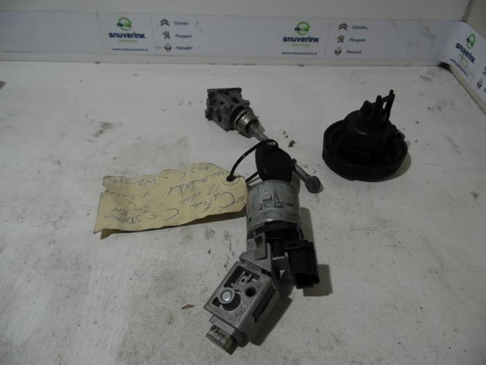 Gebrauchte Schlossset Citroen C5 III Tourer (RW) 1.8 16V Preis € 25,00 Margenregelung angeboten von Snuverink Autodemontage