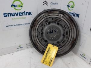Used Flywheel Renault Captur (2R) 1.2 TCE 16V EDC Price € 200,00 Margin scheme offered by Snuverink Autodemontage