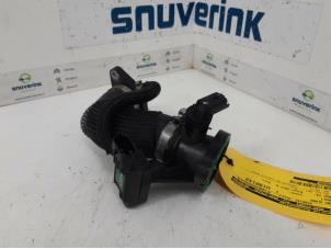 Gebrauchte Intercooler Schlauch Renault Twingo III (AH) 0.9 Energy TCE 90 12V Preis auf Anfrage angeboten von Snuverink Autodemontage
