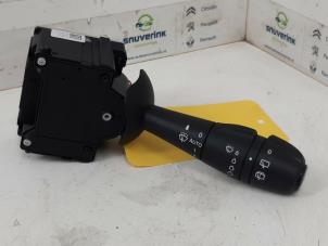 Used Wiper switch Renault Twingo III (AH) 0.9 Energy TCE 90 12V Price € 36,30 Inclusive VAT offered by Snuverink Autodemontage