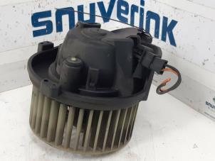 Usados Motor de ventilador de calefactor Fiat Ducato (230/231/232) 2.5 TDI Maxi Precio € 69,00 Norma de margen ofrecido por Snuverink Autodemontage