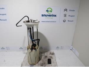Usados Bomba eléctrica de combustible Citroen Jumper (U9) 2.2 HDi 130 Precio € 151,25 IVA incluido ofrecido por Snuverink Autodemontage