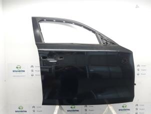 Używane Drzwi prawe przednie wersja 4-drzwiowa BMW 1 serie (E87/87N) 118d 16V Cena € 160,00 Procedura marży oferowane przez Snuverink Autodemontage