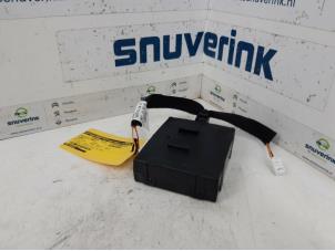 Used Navigation module Renault Clio IV (5R) 0.9 Energy TCE 90 12V Price € 40,00 Margin scheme offered by Snuverink Autodemontage