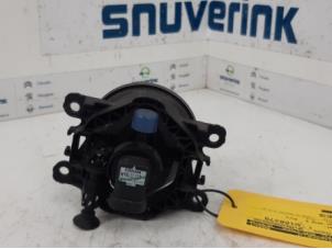 Used Fog light, front right Renault Clio IV (5R) 0.9 Energy TCE 90 12V Price € 20,00 Margin scheme offered by Snuverink Autodemontage
