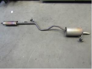 Used Exhaust central + rear silencer Renault Clio IV (5R) 1.2 16V Price € 90,00 Margin scheme offered by Snuverink Autodemontage