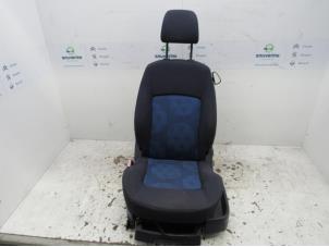 Gebrauchte Sitz links Peugeot 1007 (KM) 1.4 Preis € 138,00 Margenregelung angeboten von Snuverink Autodemontage