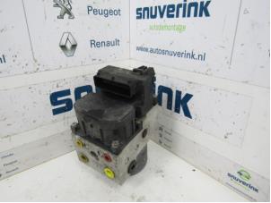 Gebrauchte ABS Pumpe Renault Megane (BA/SA) 1.6 16V Preis € 60,00 Margenregelung angeboten von Snuverink Autodemontage