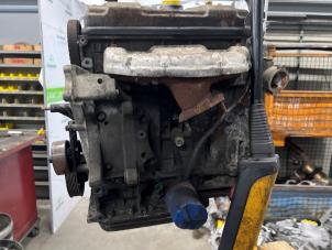 Begagnade Motor Peugeot 206 (2A/C/H/J/S) 1.4 XR,XS,XT,Gentry Pris € 149,98 Marginaltabell erbjuds av Snuverink Autodemontage