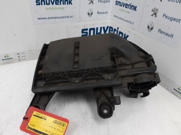 Begagnade Luftfilterhus Citroen C3 (SC) 1.6 HDi 92 Pris € 19,98 Marginaltabell erbjuds av Snuverink Autodemontage