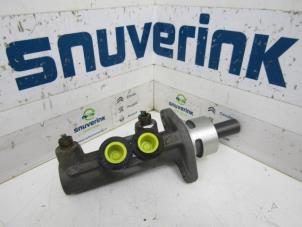 Usagé Cylindre de frein principal Renault Scénic I (JA) 1.6 16V Prix € 35,00 Règlement à la marge proposé par Snuverink Autodemontage
