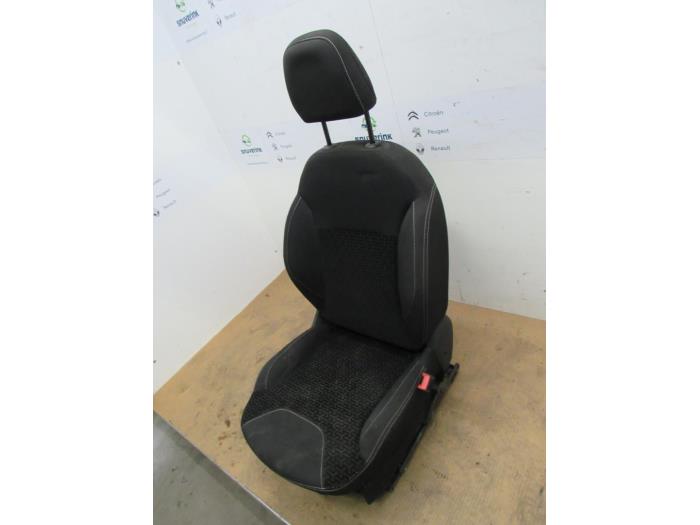 Seat, right from a Citroën C3 (SC) 1.6 HDi 92 2011
