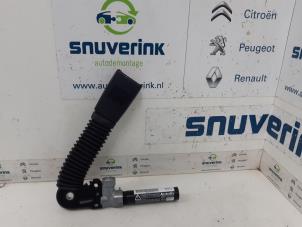 Used Front seatbelt buckle, right Fiat Ducato Price € 75,00 Margin scheme offered by Snuverink Autodemontage