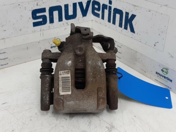 Gebrauchte Bremszange links hinten Peugeot 2008 (CU) 1.2 Vti 12V PureTech 82 Preis € 24,99 Margenregelung angeboten von Snuverink Autodemontage