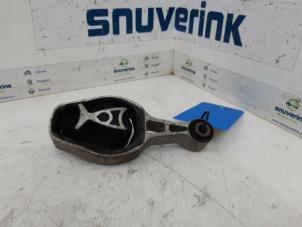 Used Gearbox mount Peugeot 2008 (CU) 1.2 Vti 12V PureTech 82 Price € 20,00 Margin scheme offered by Snuverink Autodemontage