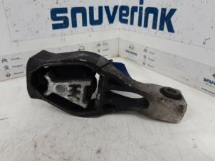 Used Gearbox mount Peugeot Expert (VA/VB/VE/VF/VY) 1.6 Blue HDi 95 16V Price € 30,25 Inclusive VAT offered by Snuverink Autodemontage
