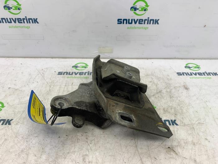 Used Engine mount Peugeot Expert (V1/VA/VB/VE/VF/VT/VY) 1.6 Blue HDi 95 16V Price € 65,33 Inclusive VAT offered by Snuverink Autodemontage