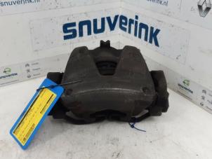 Used Front brake calliper, left Peugeot Expert (VA/VB/VE/VF/VY) 1.6 Blue HDi 95 16V Price € 42,35 Inclusive VAT offered by Snuverink Autodemontage
