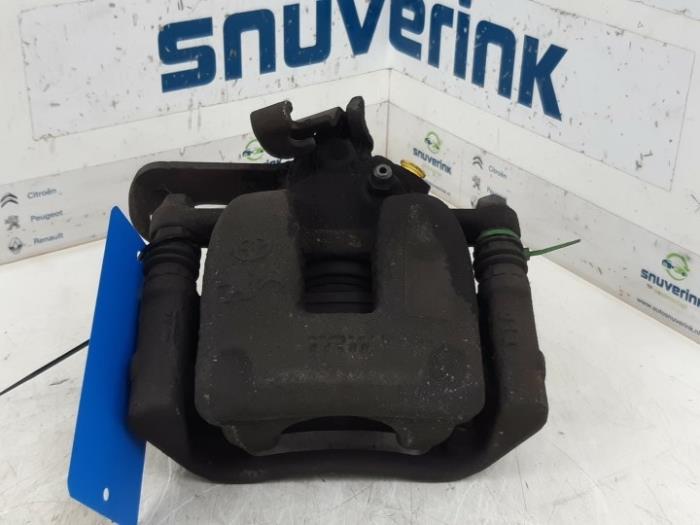 Rear brake calliper, right from a Peugeot Expert (VA/VB/VE/VF/VY) 1.6 Blue HDi 95 16V 2016