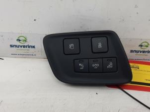 Used Tank cap cover switch Citroen C4 Berline (NC) 1.2 12V PureTech 130 Price € 20,00 Margin scheme offered by Snuverink Autodemontage