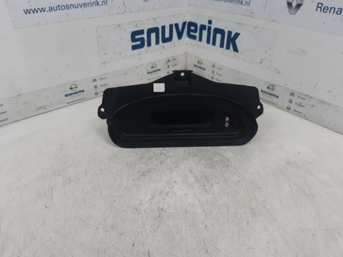 Clock Renault Scénic I 2.0 16V 7700426265 VISTEON