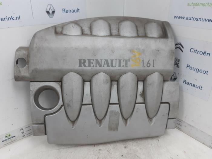 Plaque de protection moteur d'un Renault Scénic II (JM) 1.6 16V 2003