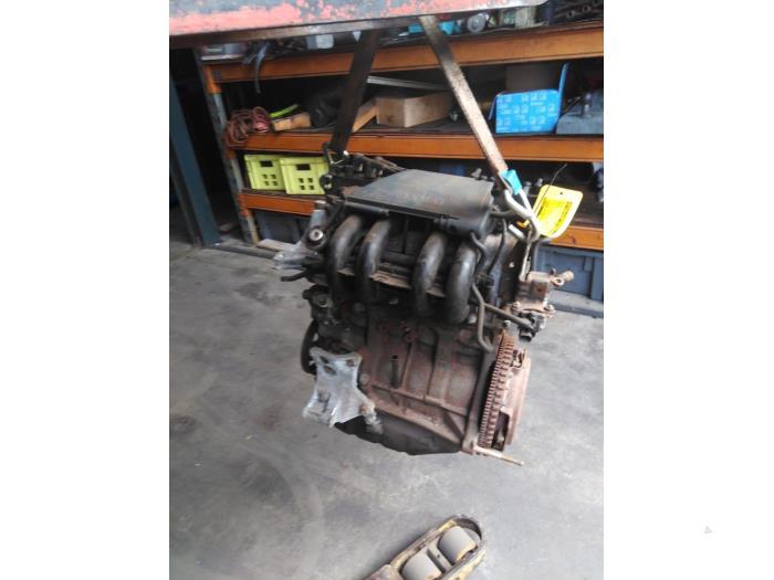 Motor from a Renault Clio II (BB/CB) 1.2 1998