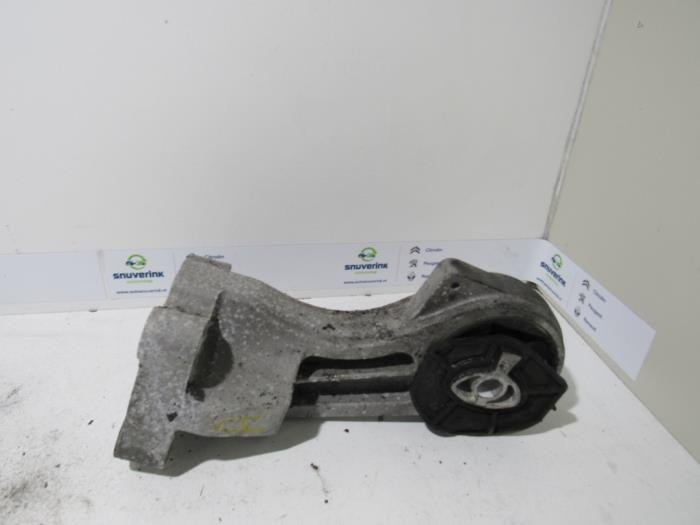 Gebrauchte Motorlager Renault Master III (EV/HV/UV/VA/VB/VD/VF/VG/VJ) 2.3 dCi 165 16V RWD Preis € 53,35 Mit Mehrwertsteuer angeboten von Snuverink Autodemontage