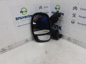 Used Wing mirror, left Opel Vivaro 2.0 CDTI 16V Price € 121,00 Inclusive VAT offered by Snuverink Autodemontage