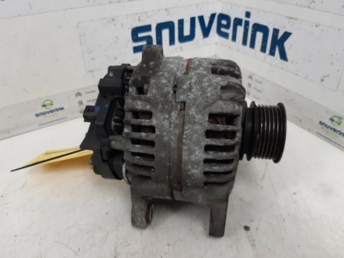 Gebrauchte Dynamo Renault Clio III (BR/CR) 1.4 16V Preis € 24,99 Margenregelung angeboten von Snuverink Autodemontage