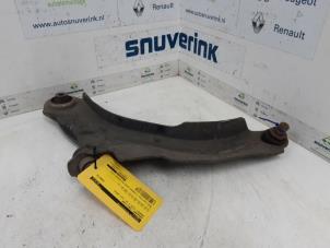 Used Front wishbone, left Renault Clio IV (5R) 0.9 Energy TCE 90 12V Price € 25,00 Margin scheme offered by Snuverink Autodemontage