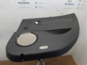Used Rear door trim 4-door, right Renault Scénic III (JZ) 1.5 dCi 110 Price on request offered by Snuverink Autodemontage