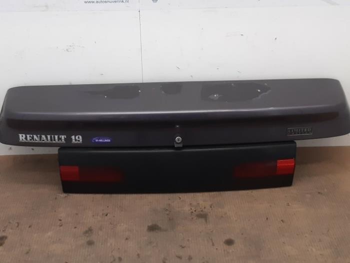 Tailgate from a Renault 19 Phase II/III Cabriolet (D53/853) 1.8 1994