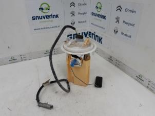 Used Electric fuel pump Peugeot Expert (G9) 2.0 HDiF 16V 130 Price € 60,50 Inclusive VAT offered by Snuverink Autodemontage