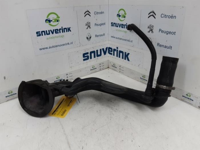Renault Twingo Tubes de remplissage réservoir à essence stock Renault Twingo Tubes de remplissage réservoir à essence stock