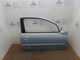 Used Door 2-door, right Peugeot 206 (2A/C/H/J/S) 1.4 XR,XS,XT,Gentry Price € 50,00 Margin scheme offered by Snuverink Autodemontage