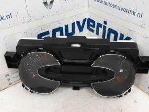 Used Instrument panel Renault Trafic (1FL/2FL/3FL/4FL) 1.6 dCi 125 Twin Turbo Price € 242,00 Inclusive VAT offered by Snuverink Autodemontage